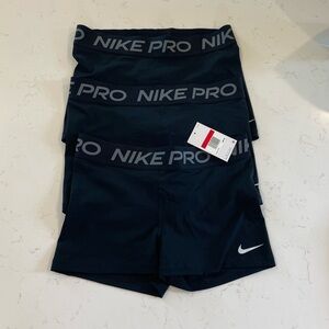 Nike Pro’s